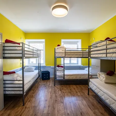 Tallinn Guest House Hostel *